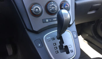 2008 Kia Rondo plein